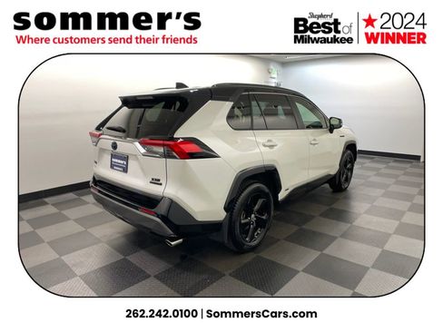 Used 2019 Toyota RAV4 XSE image 5