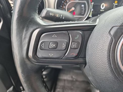Used 2021 Jeep Wrangler Unlimited Sport AWD/4WD image 18