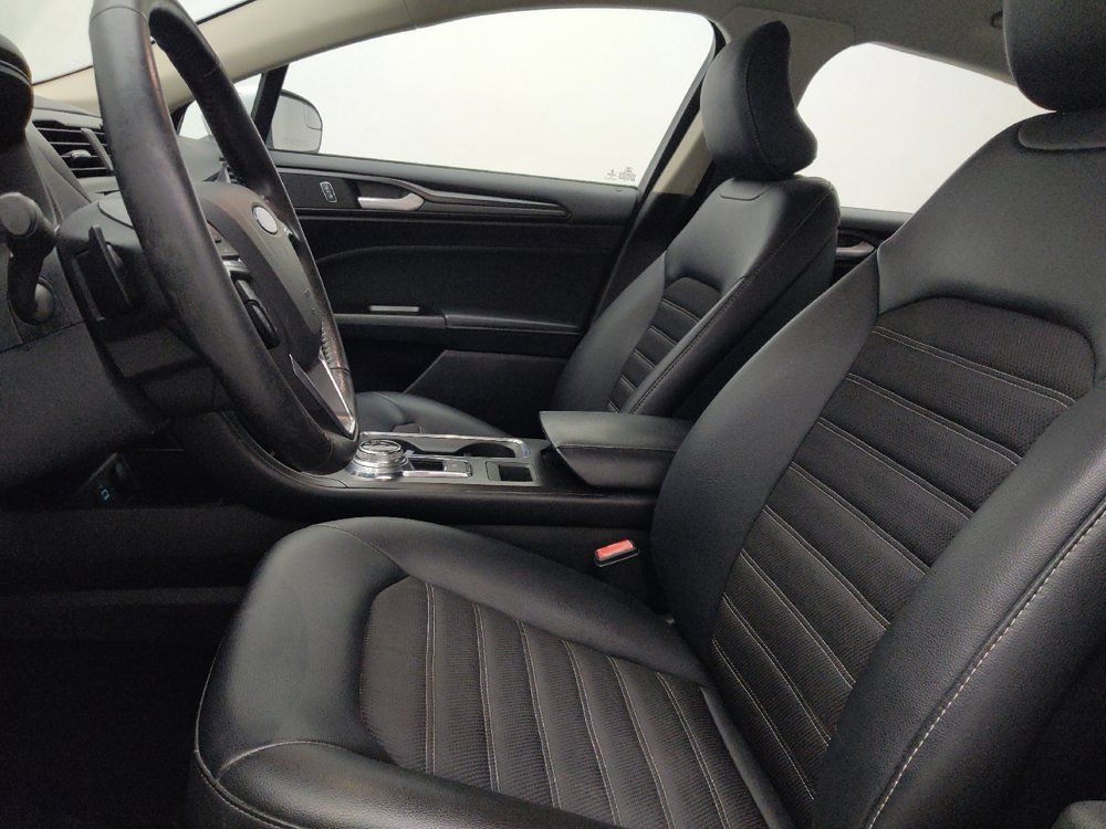 Used 2018 Ford Fusion SE w/ Equipment Group 201A AWD/4WD image 17