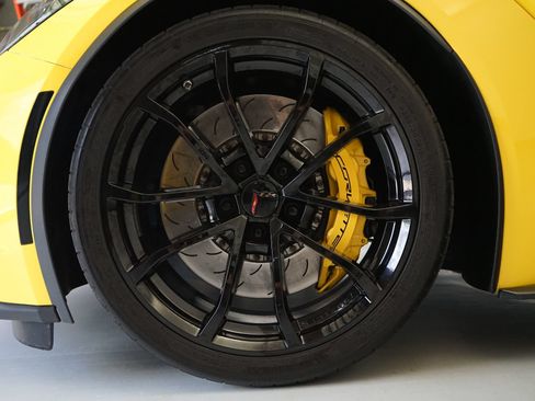 Used 2019 Chevrolet Corvette Grand Sport w/ Battery Protection Package RWD image 18