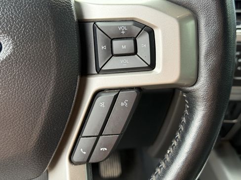Used 2022 Ford F250 Lariat w/ Tremor Off-Road Package AWD/4WD image 17