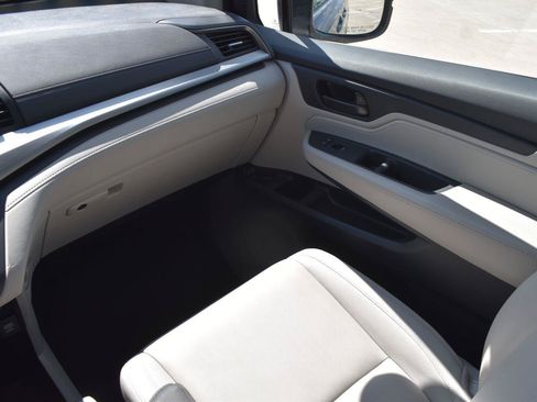 Used 2025 Honda Odyssey EX-L image 21
