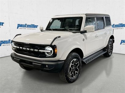 New 2025 Ford Bronco Outer Banks