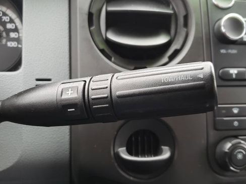 Used 2014 Ford F250 XL w/ Power Equipment Group image 21