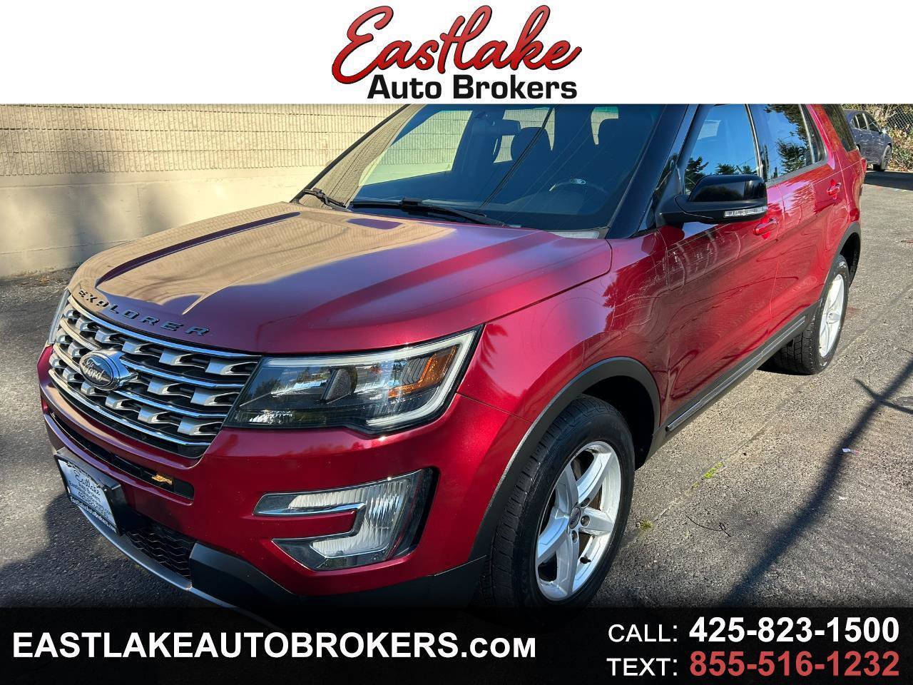Used 2016 Ford Explorer XLT AWD/4WD image 1
