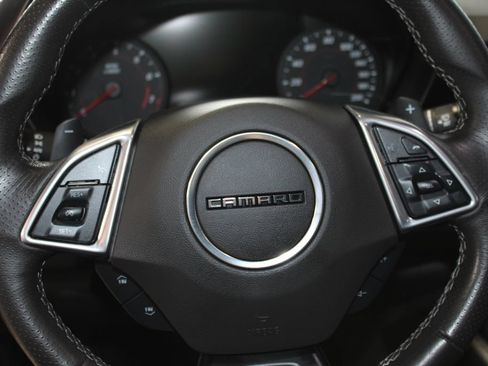 Used 2022 Chevrolet Camaro SS RWD image 12