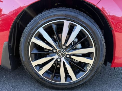 Used 2020 Honda Fit EX image 4