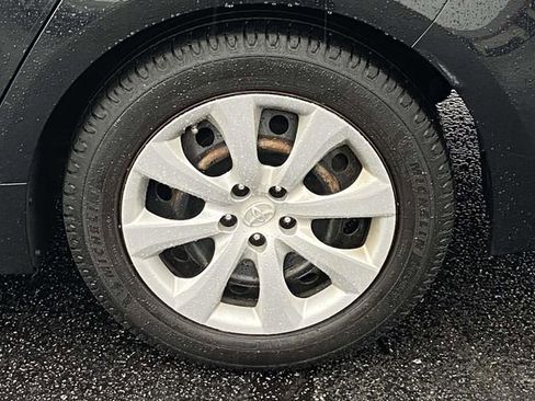 Used 2020 Toyota Corolla LE image 7