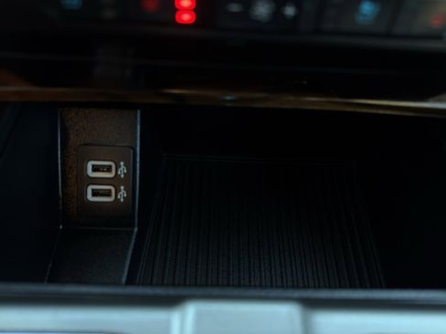 Used 2020 Ford F150 Lariat w/ Equipment Group 502A Luxury image 20