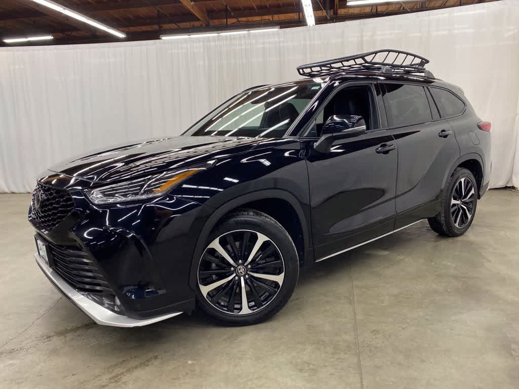 Used 2021 Toyota Highlander XSE AWD/4WD image 1