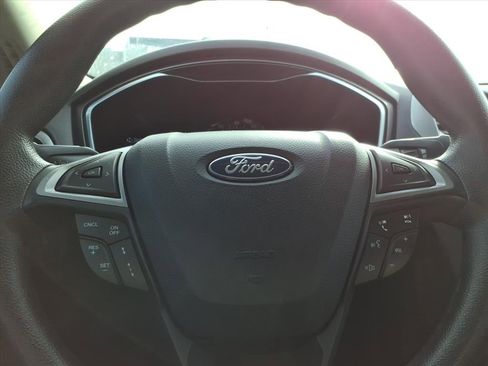 Certified 2020 Ford Fusion SE image 21