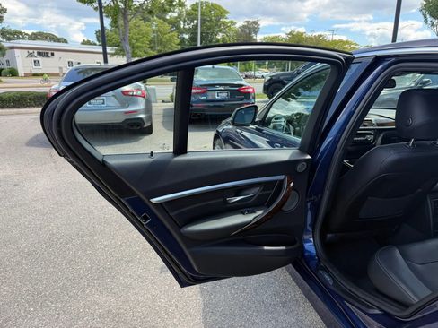 Used 2016 BMW 340i Sedan RWD image 14