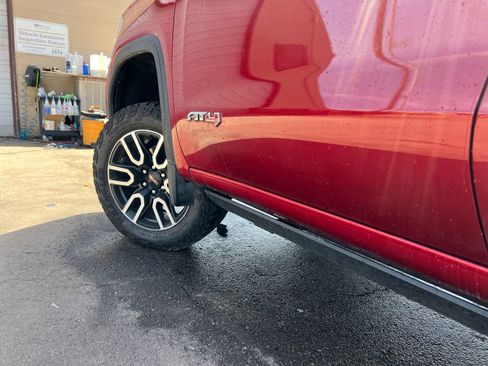 Used 2022 GMC Sierra 1500 AT4 w/ AT4 Premium Package image 37