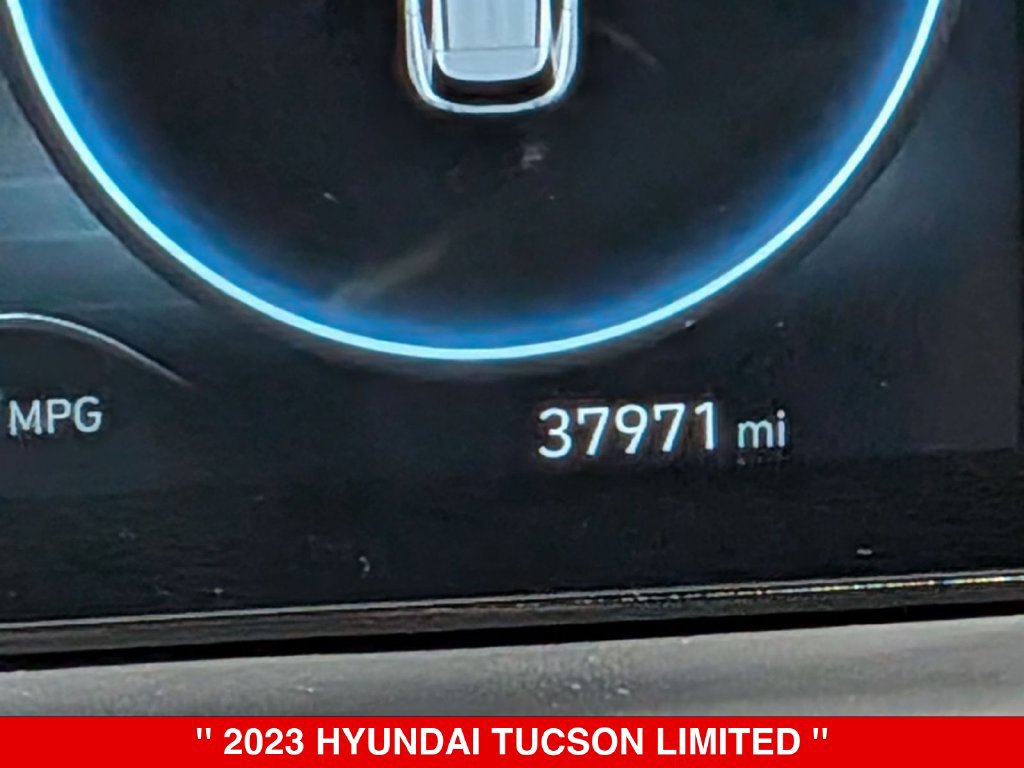 Used 2023 Hyundai Tucson Limited AWD/4WD image 20