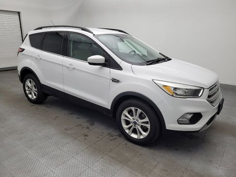 Used 2018 Ford Escape SE image 11
