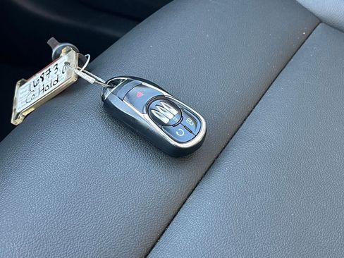 Used 2025 Buick Envista Sport Touring FWD image 25