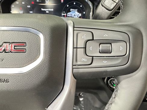 New 2025 GMC Sierra 1500 Elevation image 18