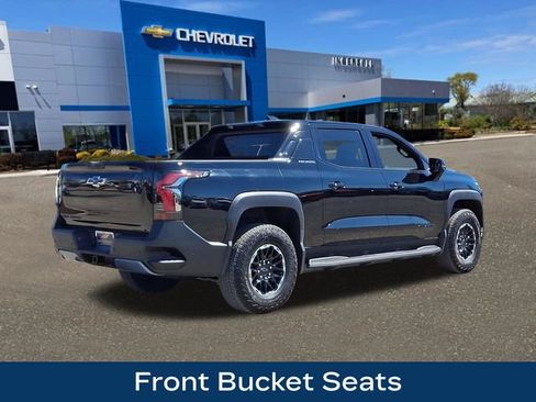 Used 2026 Chevrolet Silverado EV Trail Boss AWD/4WD image 26