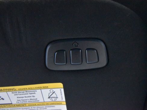 Used 2021 Ford F150 Lariat w/ Equipment Group 502A High image 27