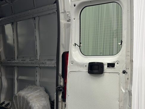 Used 2017 RAM ProMaster 2500 FWD image 15