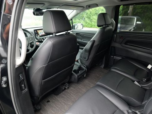 Used 2023 Honda Odyssey EX-L image 22
