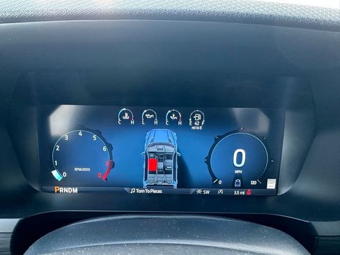 New 2025 Ford F150 XLT w/ Equipment Group 302A MID image 28