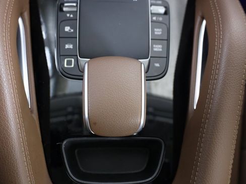 Used 2025 Mercedes-Benz GLE 350 4MATIC image 21