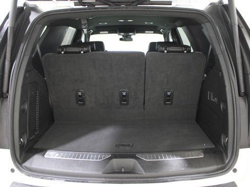 Used 2024 GMC Yukon Denali image 30