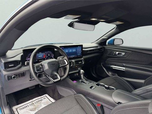 Used 2025 Ford Mustang GT RWD image 24