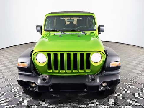Used 2019 Jeep Wrangler Unlimited Sport AWD/4WD image 2