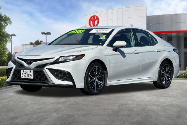 Certified 2024 Toyota Camry SE FWD image 10