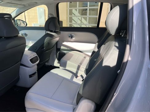 New 2026 Hyundai Ioniq 9 Calligraphy image 28