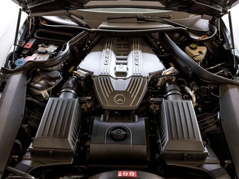 Used 2012 Mercedes-Benz SLS AMG Base image 28