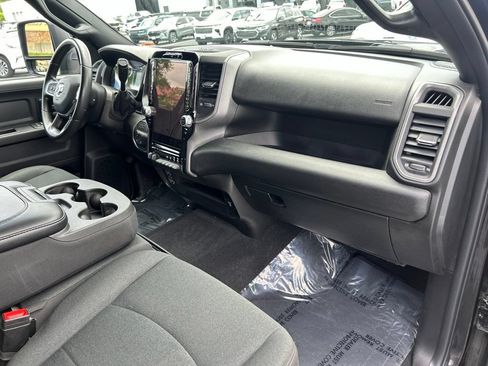 Used 2025 RAM 3500 Tradesman AWD/4WD image 40