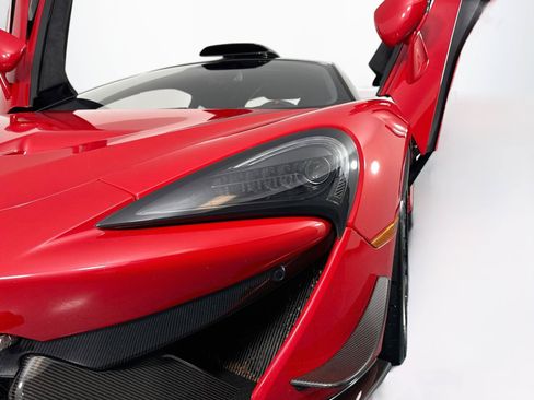 Used 2020 McLaren 620R RWD image 46