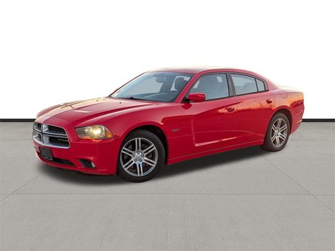 Used 2014 Dodge Charger R/T image 1