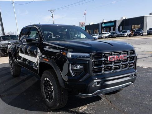 New 2026 GMC Canyon AT4 image 17