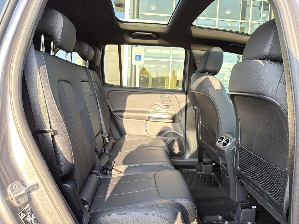 Certified 2026 Mercedes-Benz GLB 250 4MATIC image 16