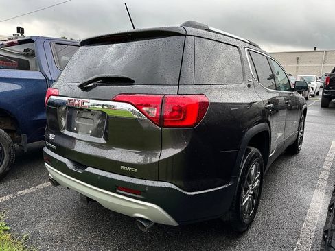 Used 2019 GMC Acadia SLT w/ LPO, Floor Liner Package AWD/4WD image 4