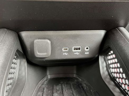 Certified 2023 Chevrolet TrailBlazer RS w/ Convenience Package image 16