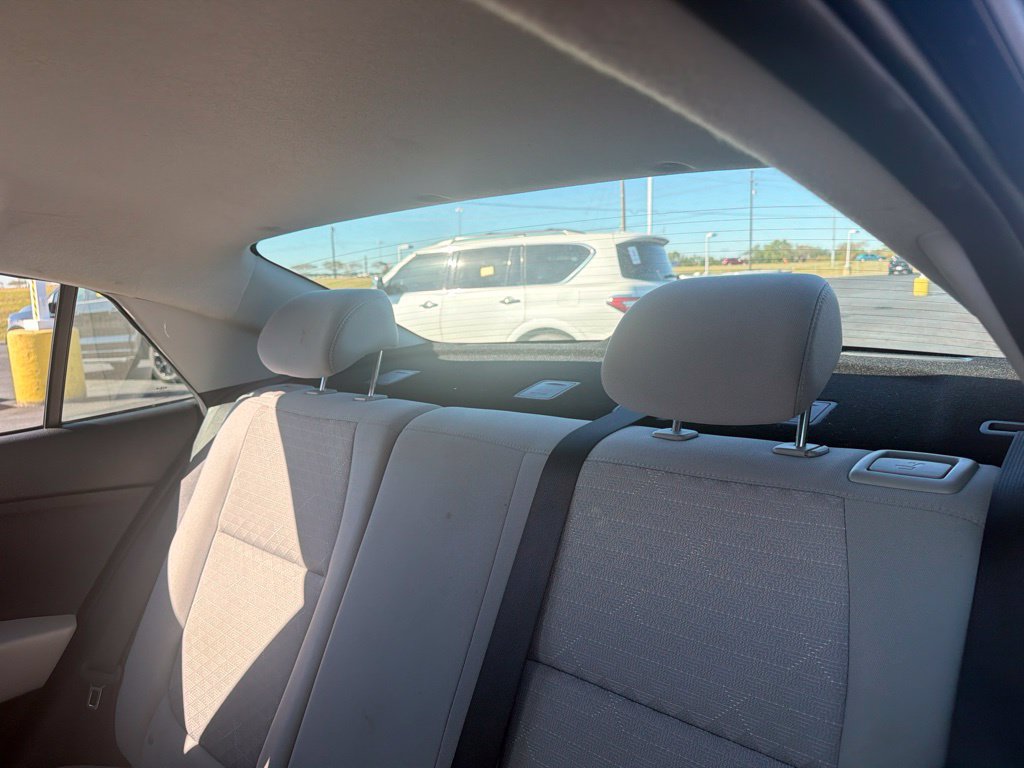 Used 2023 Kia Rio S FWD image 11