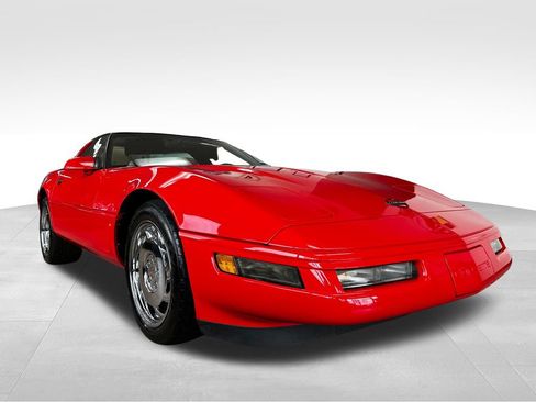 Used 1996 Chevrolet Corvette Coupe RWD image 7