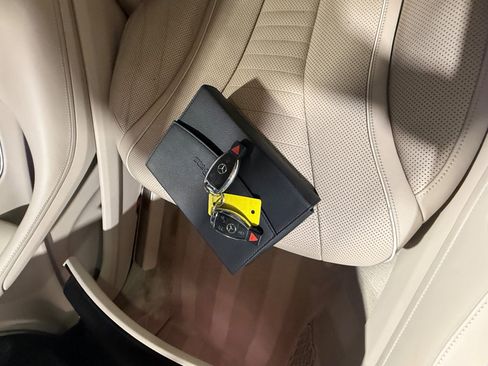 Used 2016 Mercedes-Benz S 550 4MATIC Sedan image 63