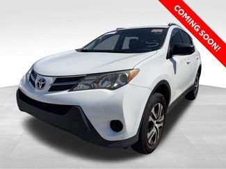 Used 2015 Toyota RAV4 LE FWD video 1