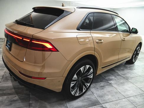 Used 2024 Audi Q8 Premium Plus w/ Premium Plus Package AWD/4WD image 6