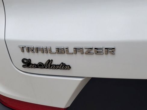 Used 2023 Chevrolet TrailBlazer LT FWD image 5