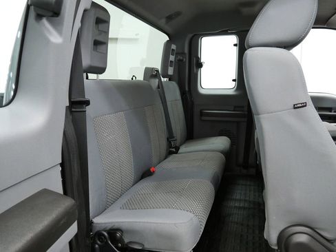 Used 2015 Ford F250 XL w/ Power Equipment Group image 18