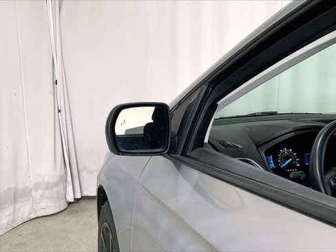 Used 2023 Ford Edge SE AWD/4WD image 10