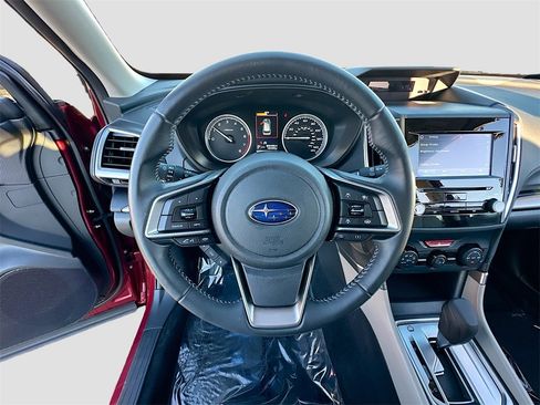 Used 2021 Subaru Forester Premium image 11