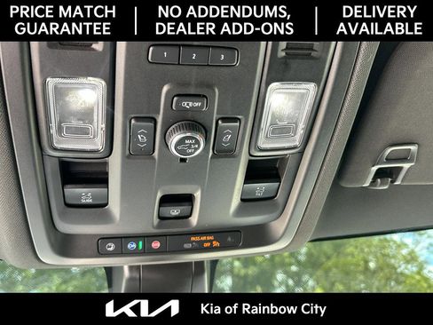 Used 2022 Chevrolet Tahoe RST w/ Sport Performance Package image 35